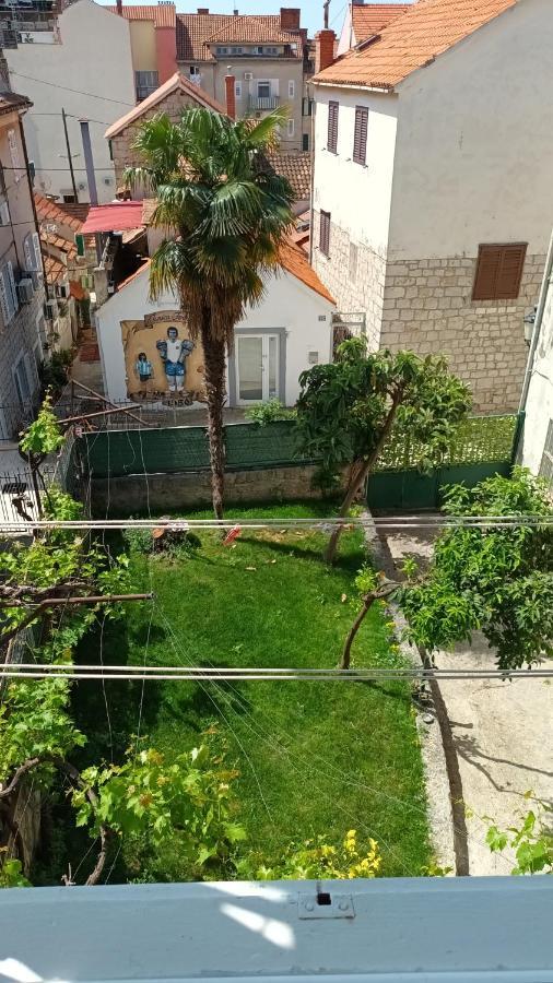 Villa Old Stone House In Historical Area Split Exterior foto